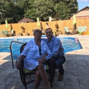 Meet your Posher, Austin